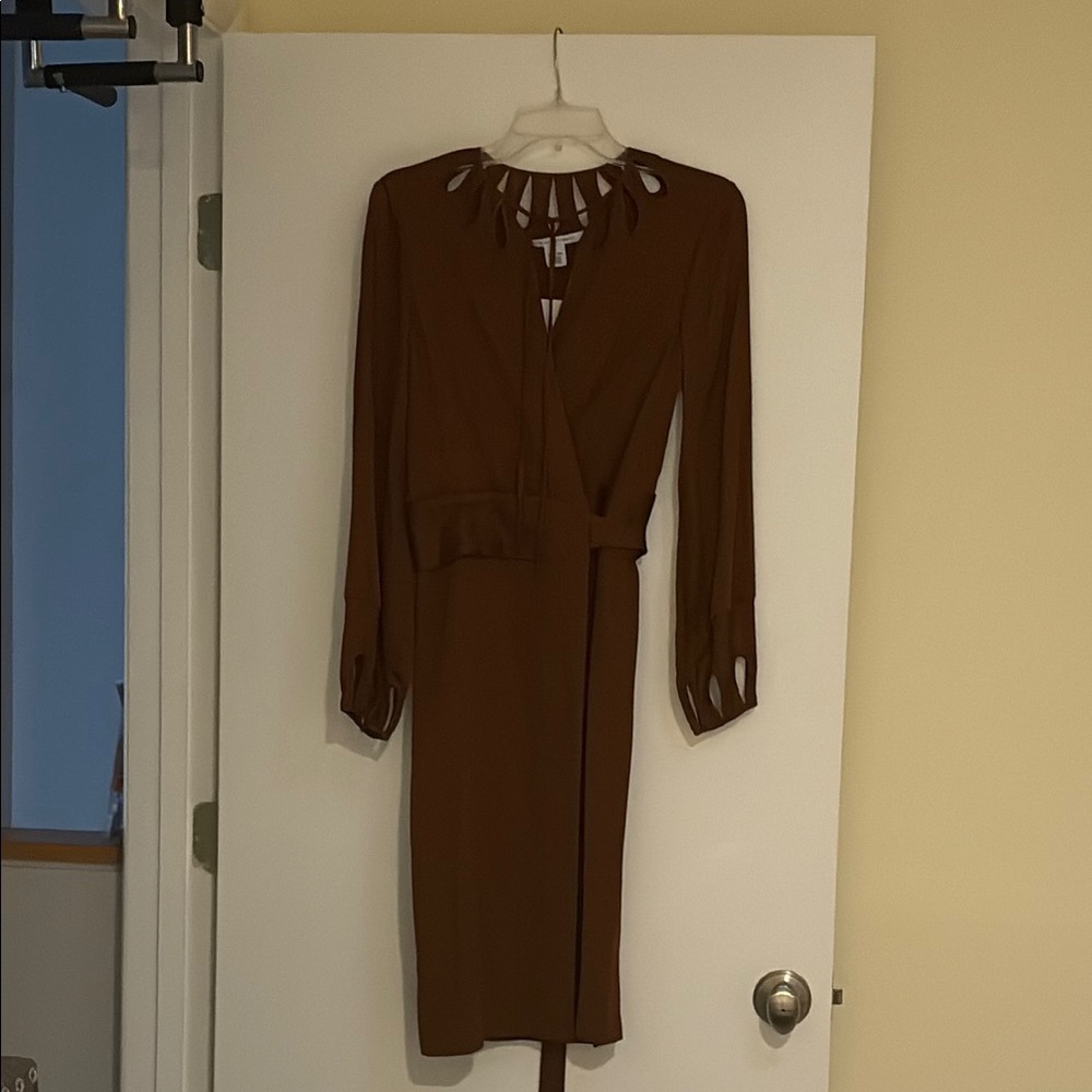 EUC DVF Brown Wrap Dress with cutout Long Sleeves and V-Neck